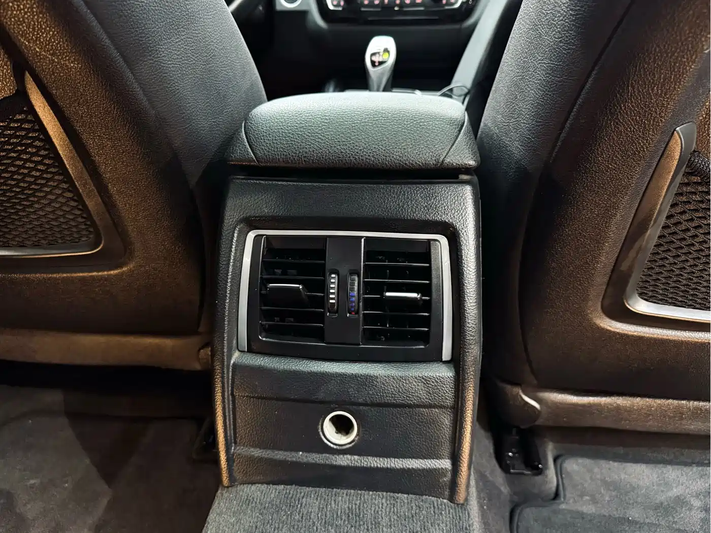 BMW 3 Series 2017 320Li M Sport фото 18