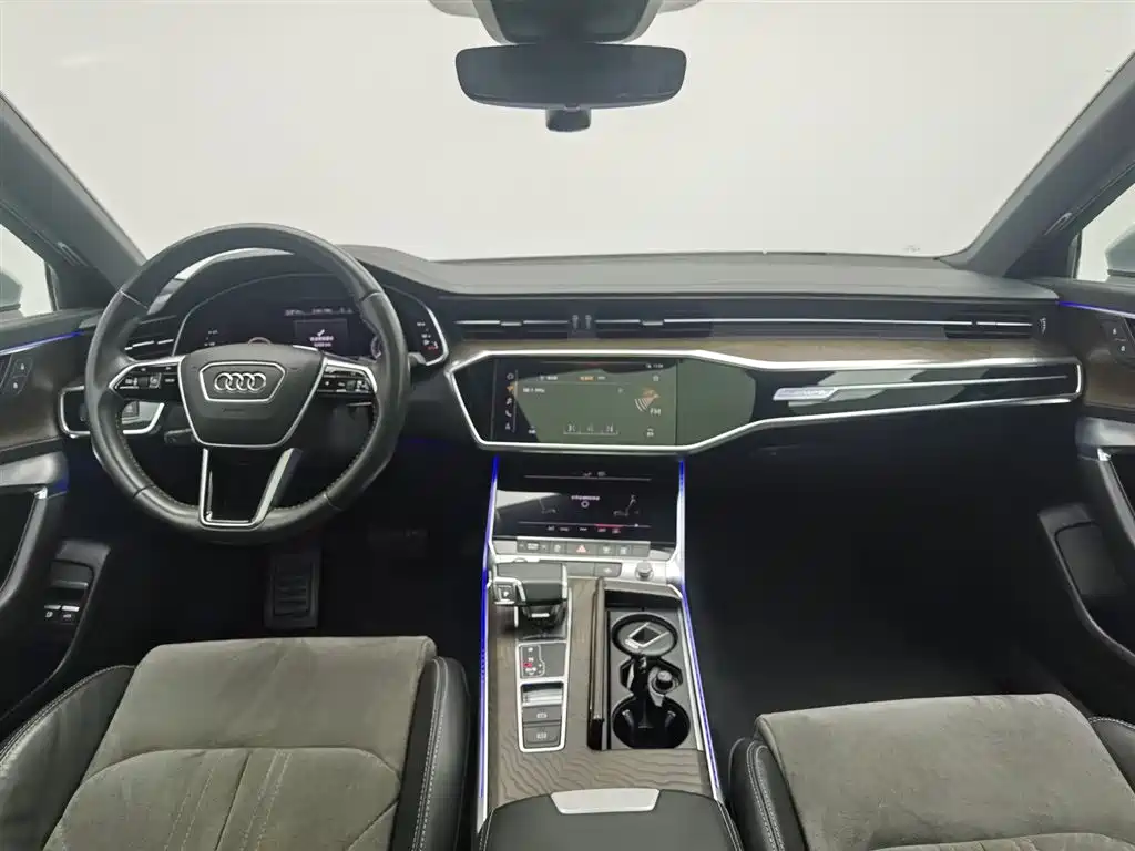 Audi A6L New Energy 2020 55 TFSI e quattro фото 5