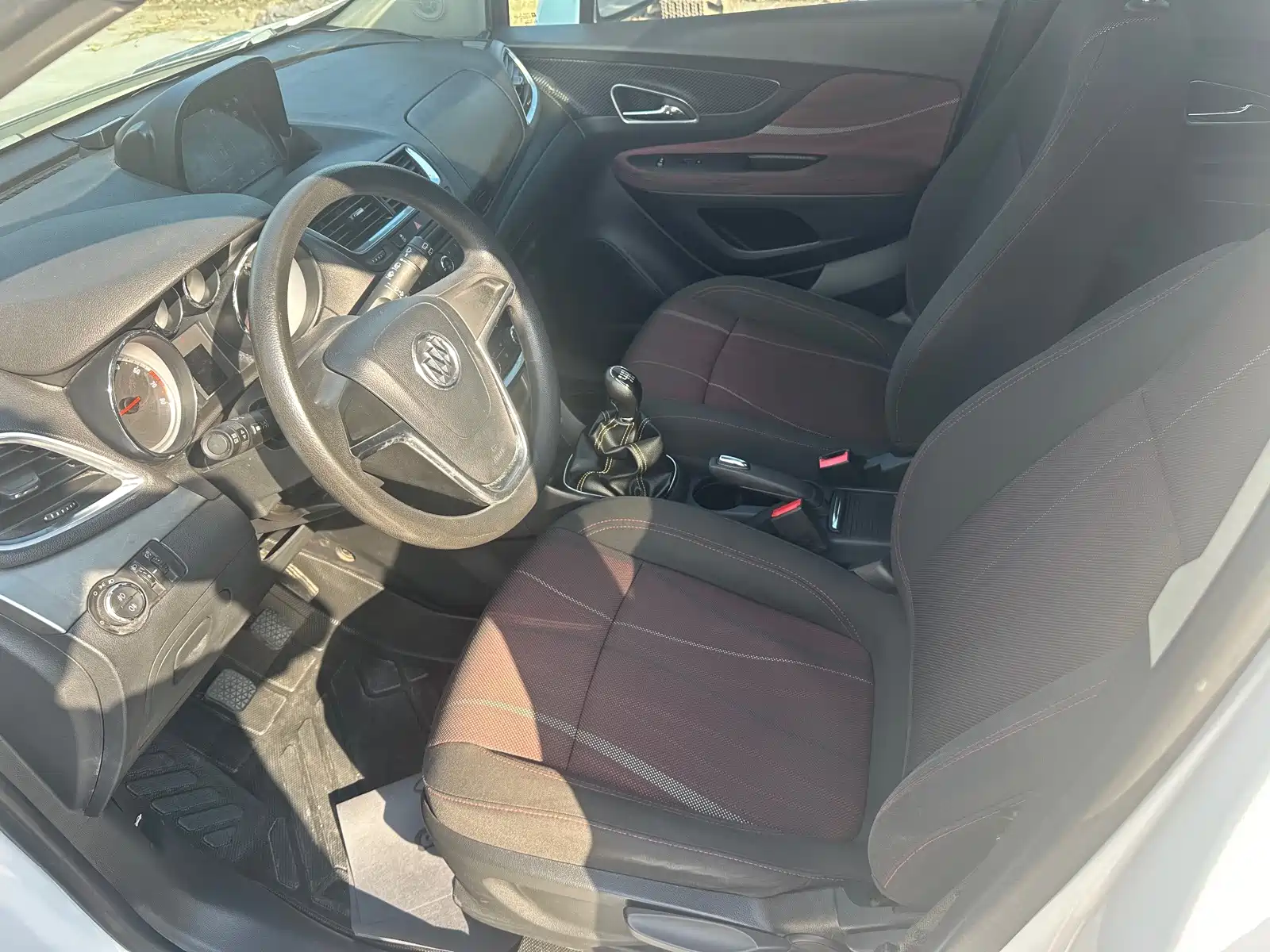 Фото 6 - Buick Encore