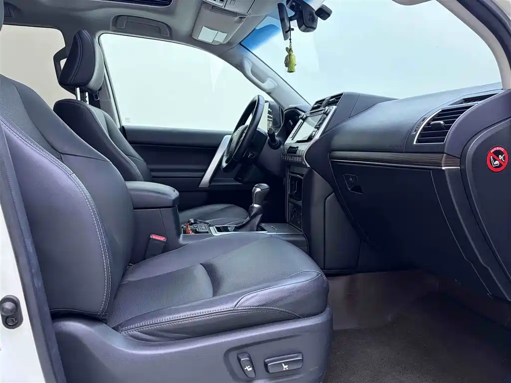 Toyota Prado 2019 3.5L Automatic TX-L Zunxiang Edition with Rear-mounted Spare Tire фото 17