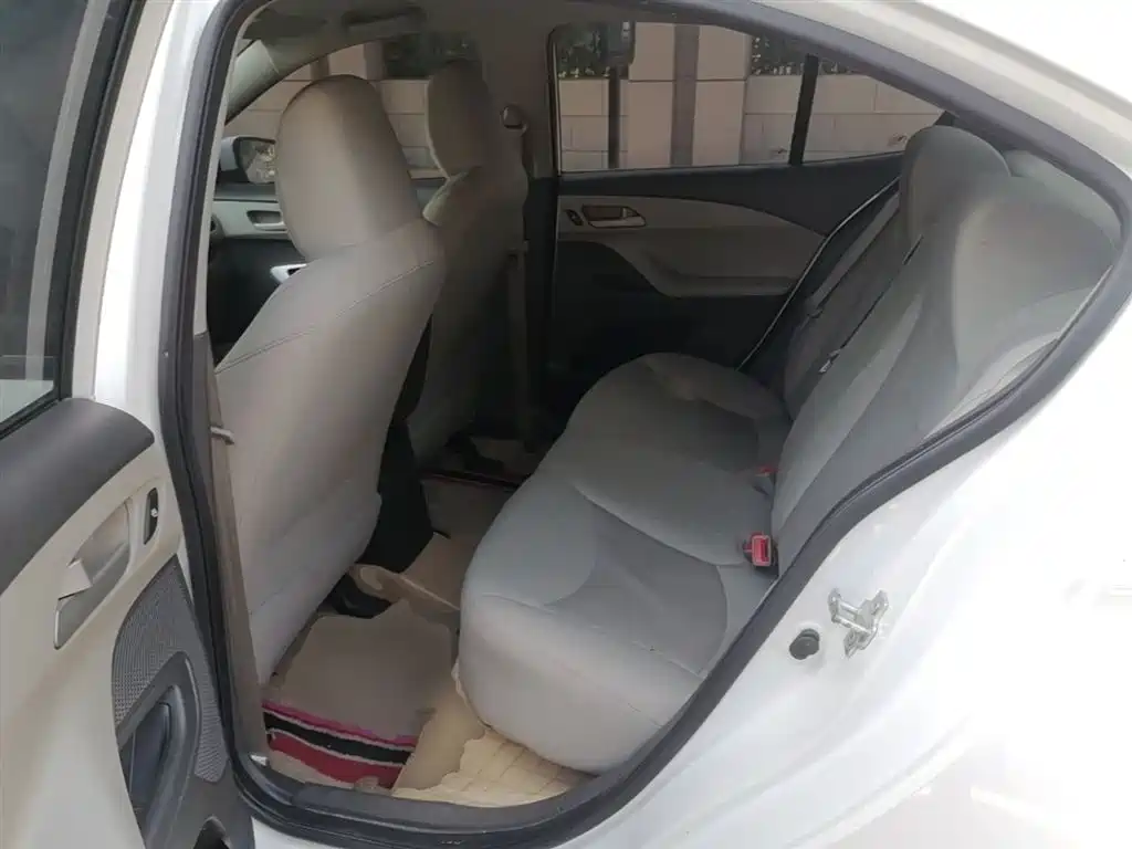 Chevrolet Sail 2015 Sail 3 1.3L AMT Ideal Edition фото 17