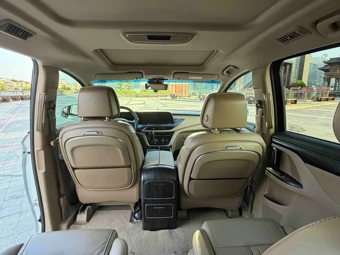 Buick GL8 2021 ES Landlord 653T Premium фото 11