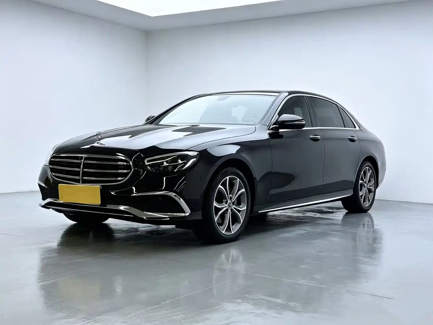 Mercedes-Benz E-Class 2023 E 300 L Luxury