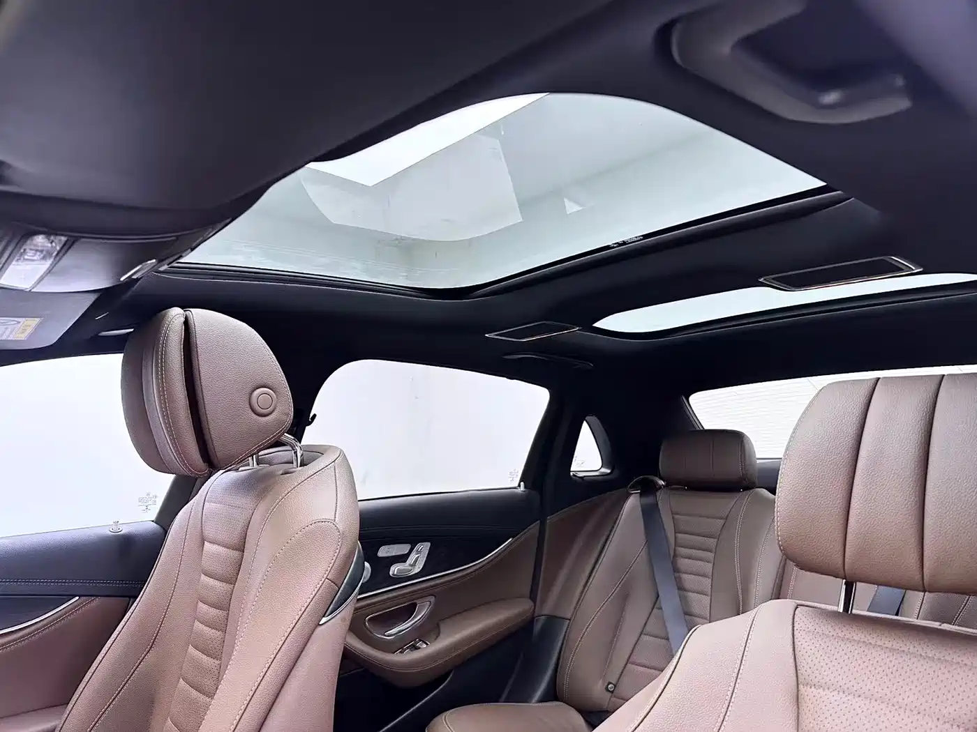 Mercedes-Benz E-Class 2023 E 300 L Luxury фото 16