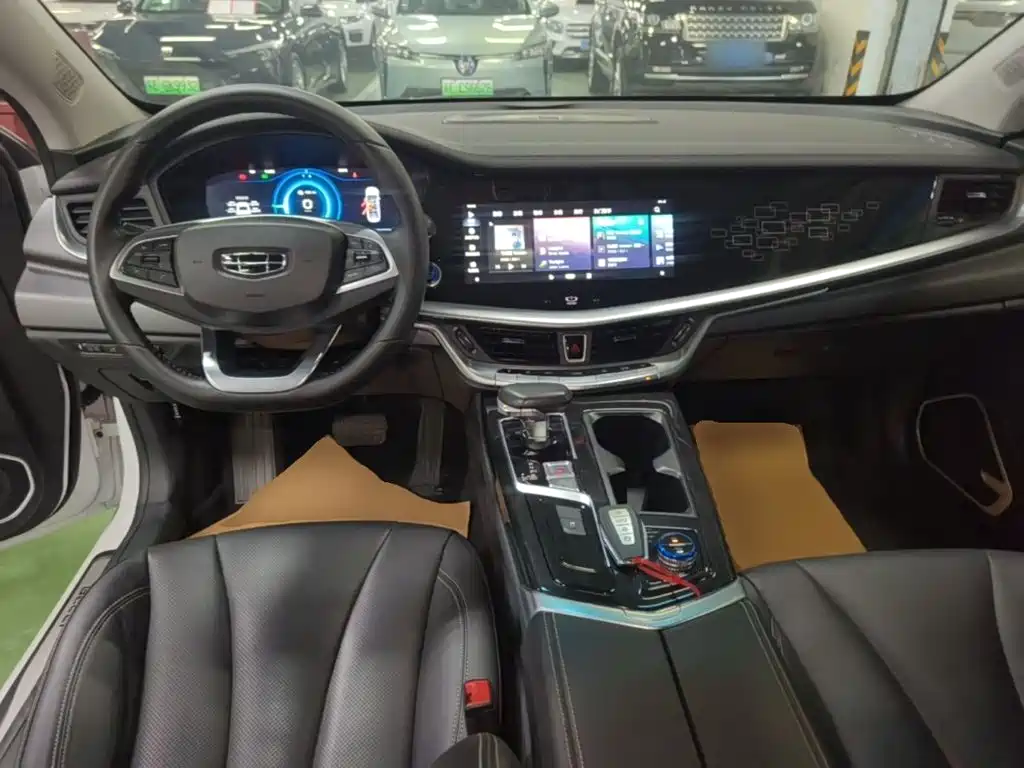 Geely Borui PHEV 2021 2021 1.5T ePro Leading Edition