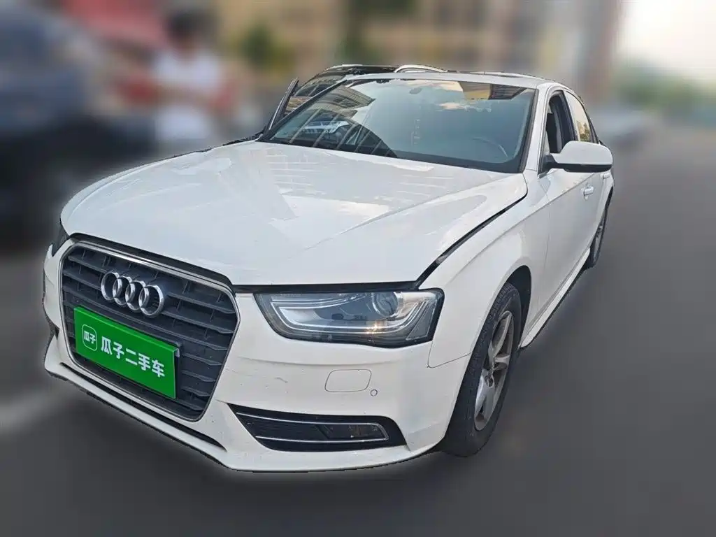 Audi A4L 2015 35 TFSI Auto Standard фото 2