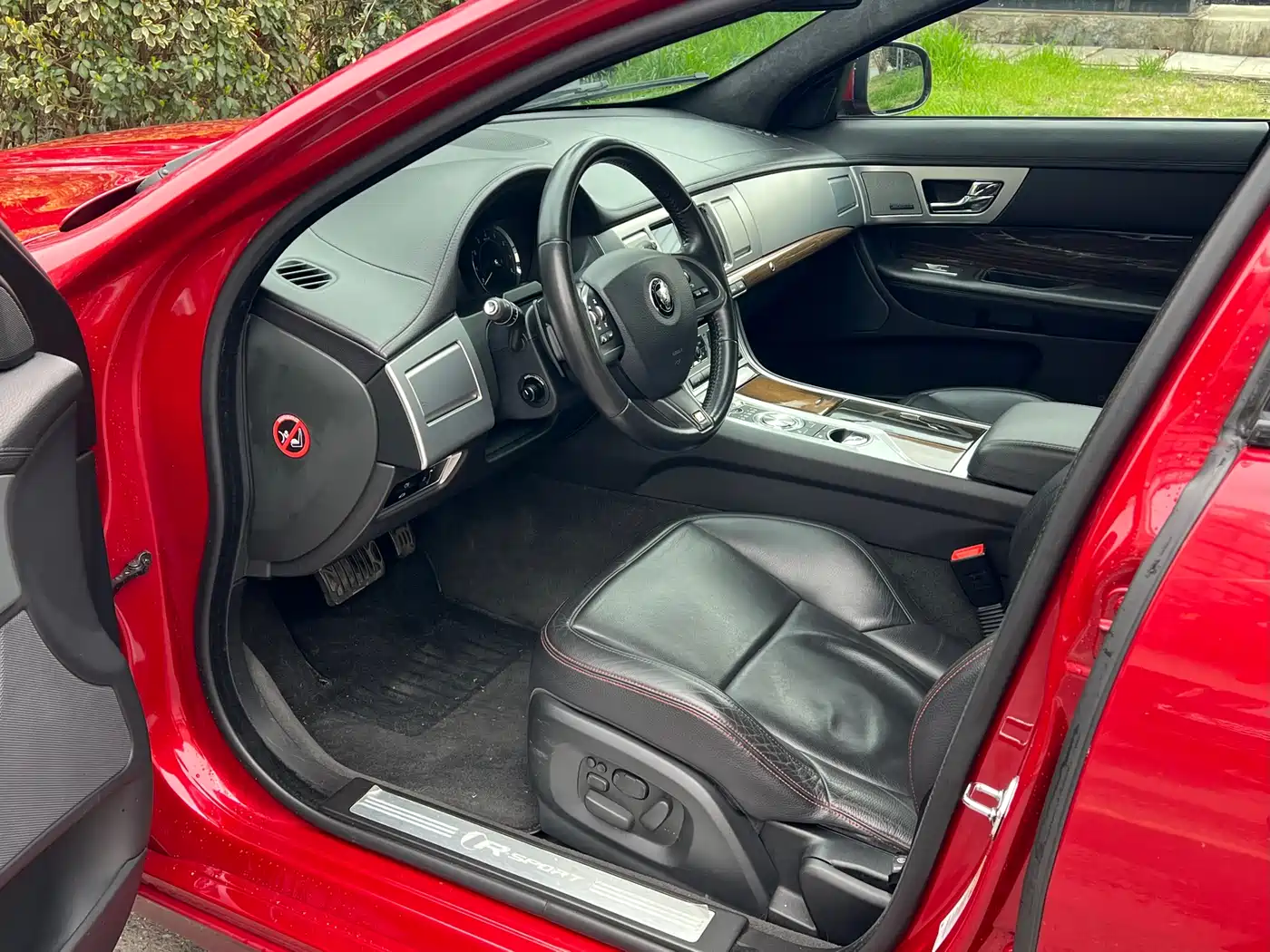 Jaguar XF 2015 2015 XF 3.0 SC R-Sport Luxury Edition