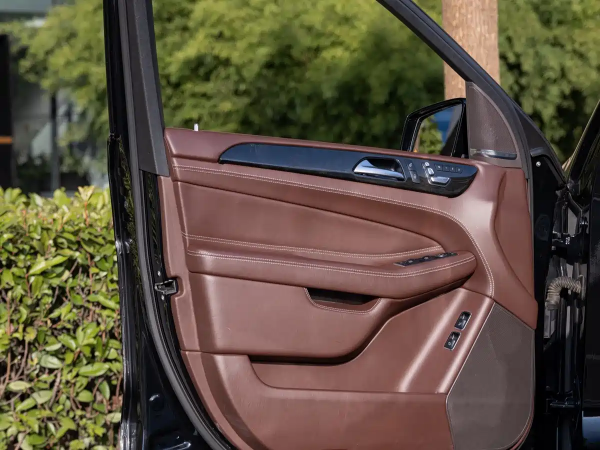 Фото 20 - Mercedes-Benz GLS