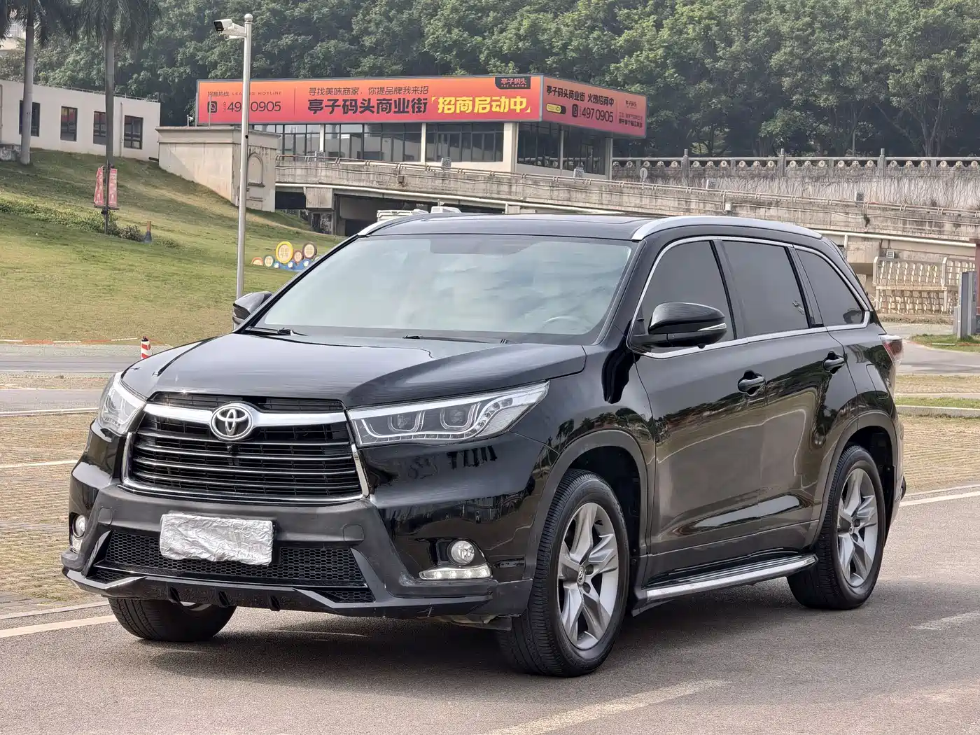 TOYOTA HIGHLANDER