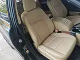 Photo 25 - Toyota Highlander