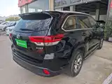 Photo 7 - Toyota Highlander