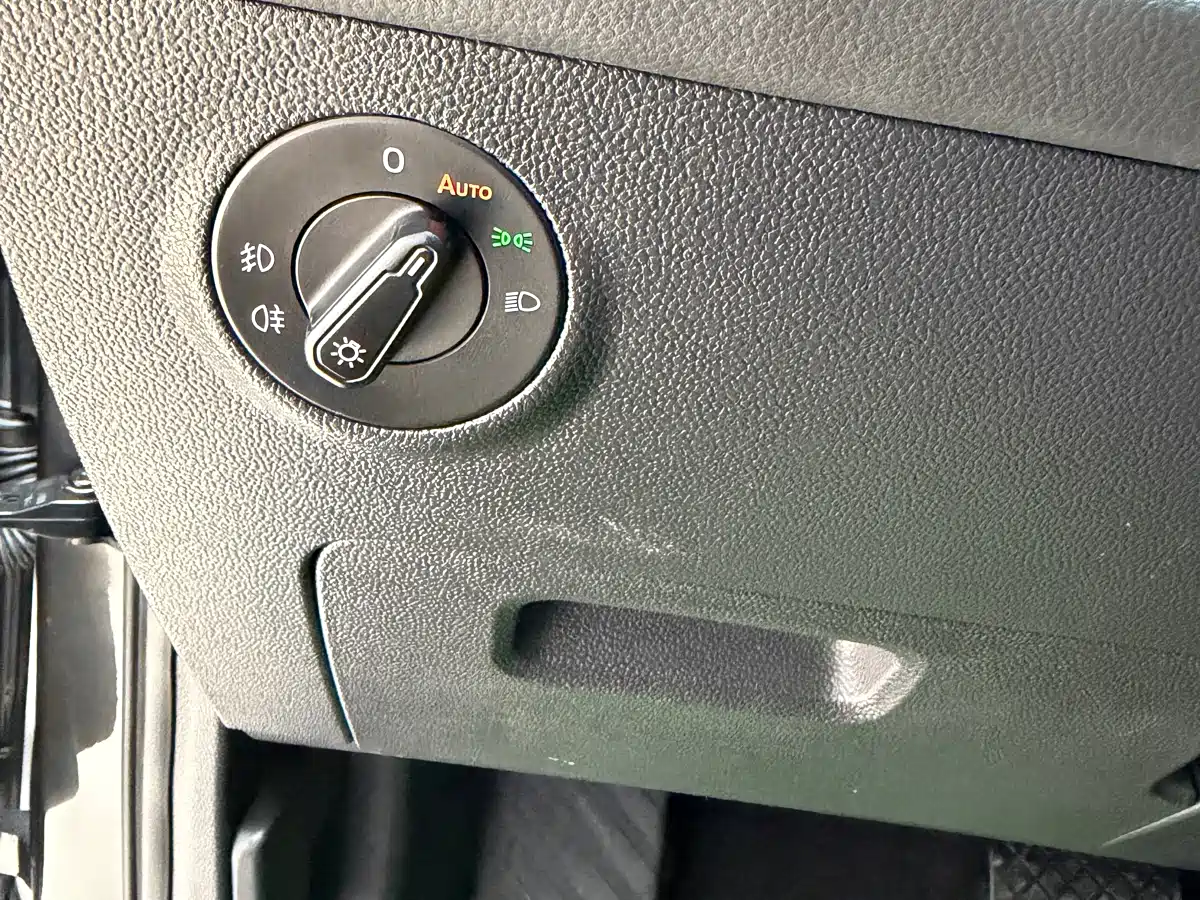 Volkswagen Tharu 2022 280TSI FWD Luxury Edition фото 9