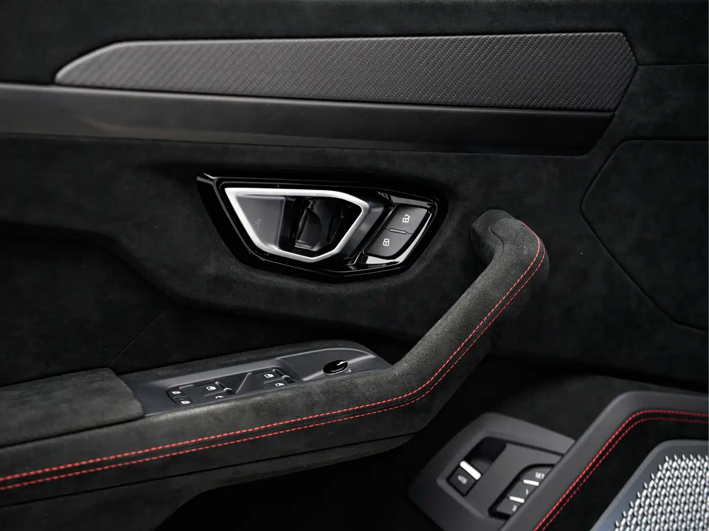 Lamborghini Urus 2022 4.0T V8 Performante фото 20
