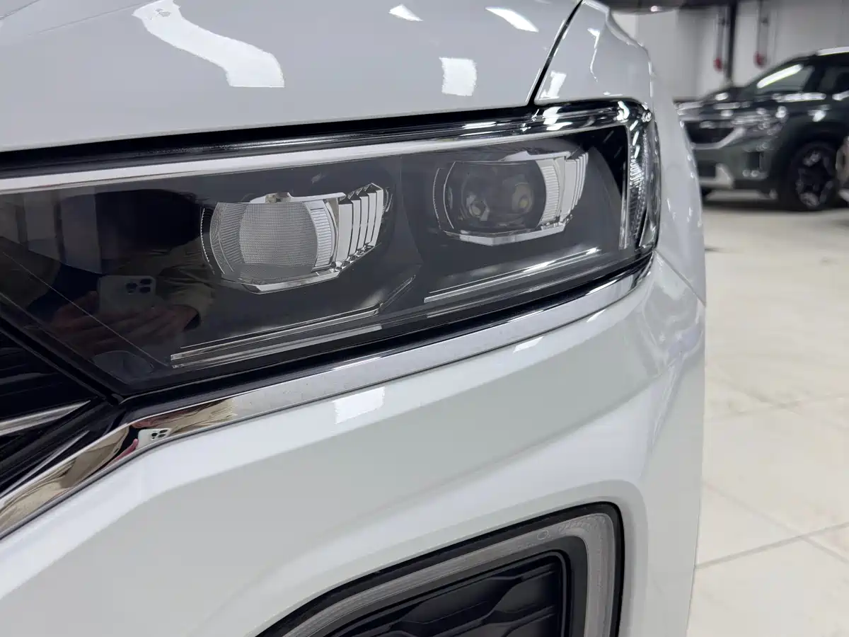 Volkswagen T-ROC 2021 280TSI DSG 4WD Luxury Connected фото 7