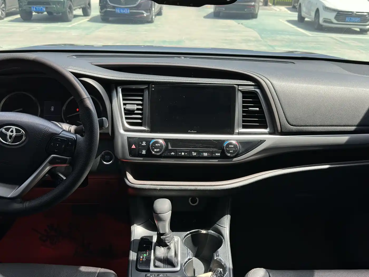 Toyota Highlander 2015 2.0T AWD Luxury Edition 7-seater фото 5