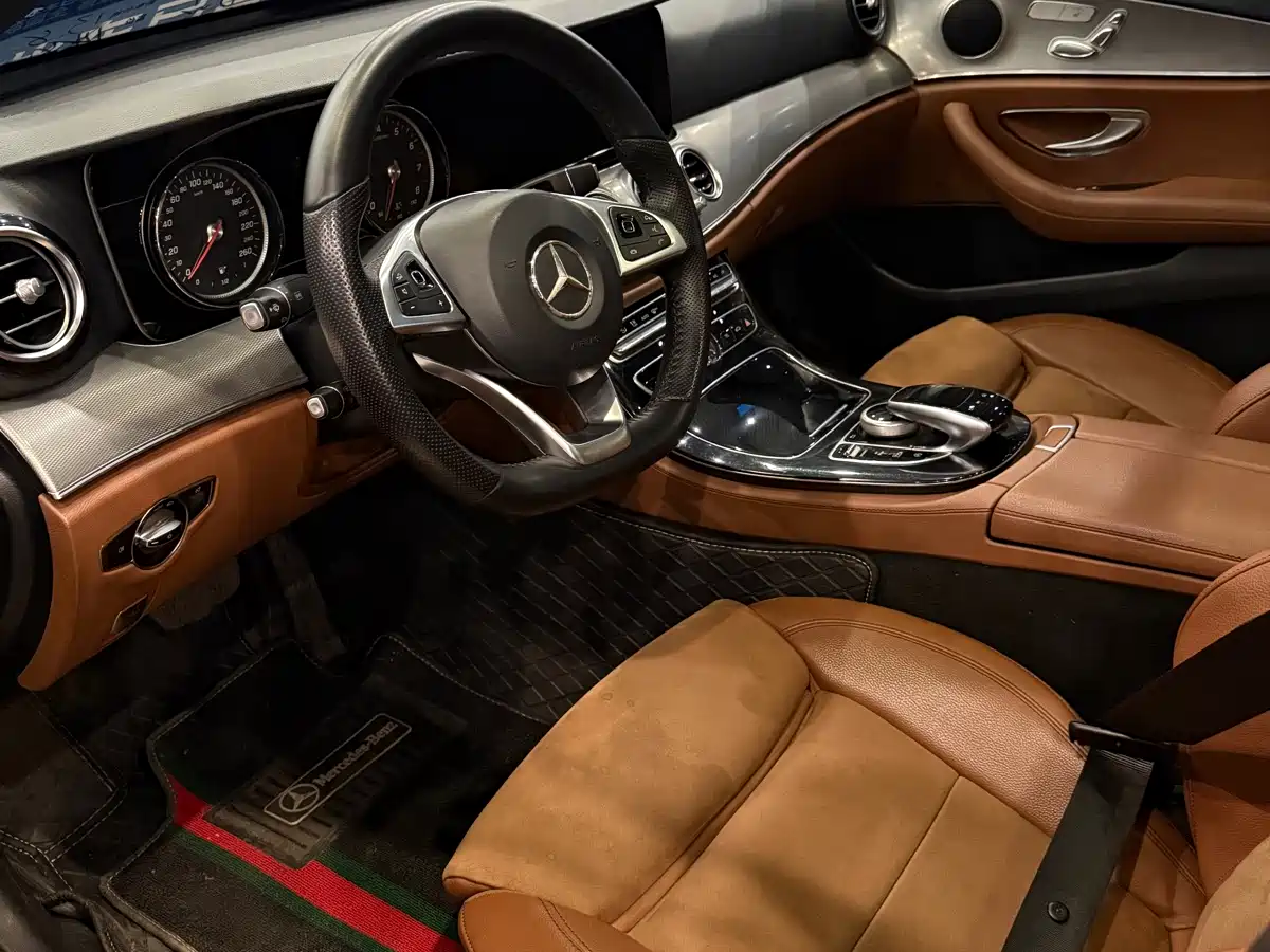 Mercedes-Benz E-Class 2017 E 200 Sport 4MATIC фото 4