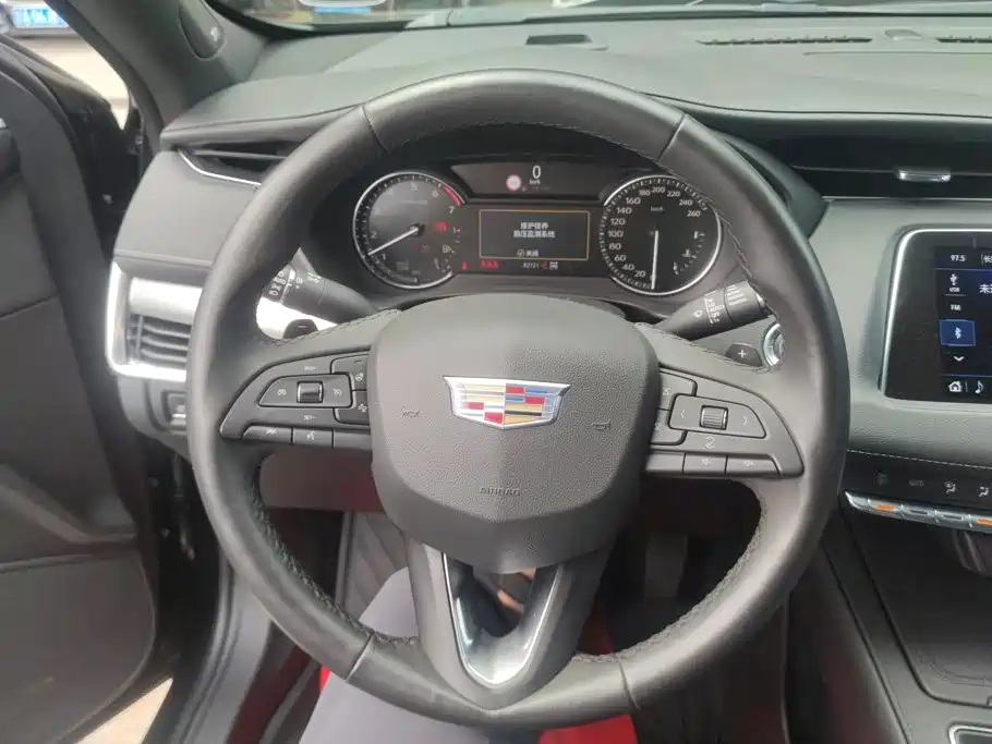 Cadillac XT4 2019 2018 Model 28T 4WD Leading
