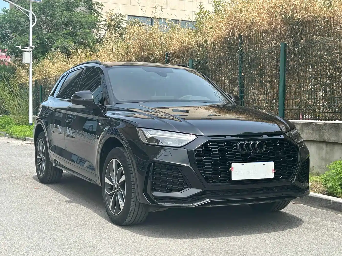 Audi Q5L 2023 40T Luxury Dynamic фото 3