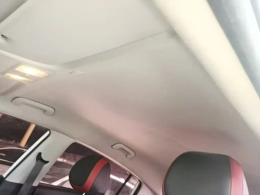 Kia KX CROSS 2018 2017 1.4L AT GLS
