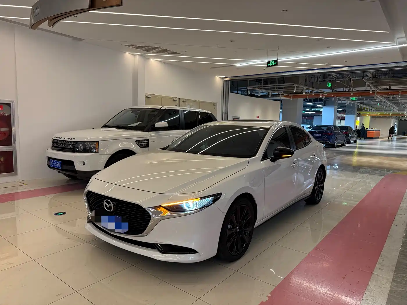 Mazda 3 Axela 2023 2.0L Auto Zhiyao