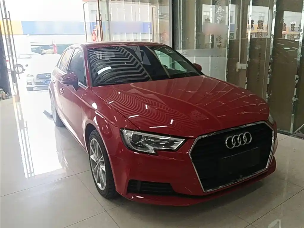 Audi A3 2018 30th Anniversary Sportback 35 TFSI Progressive фото 4