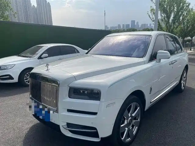 Rolls-Royce Cullinan 2018 4-Seater Version