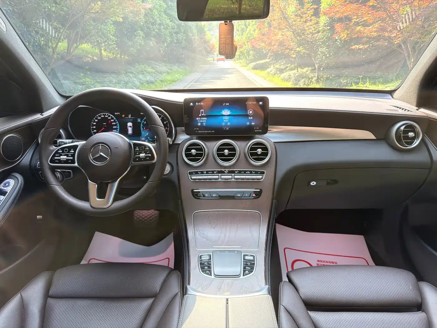 Mercedes-Benz GLC 2022 Model GLC 260 L 4MATIC Luxury Edition фото 8