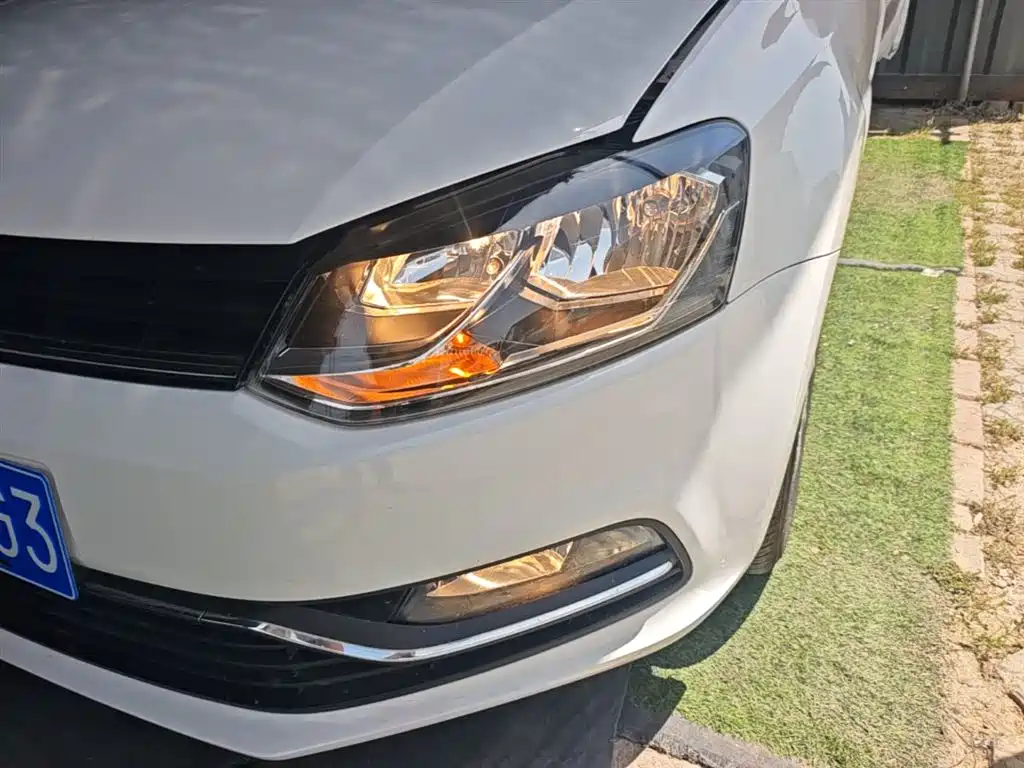 Volkswagen Polo 2016 1.6L Automatic Comfort фото 24
