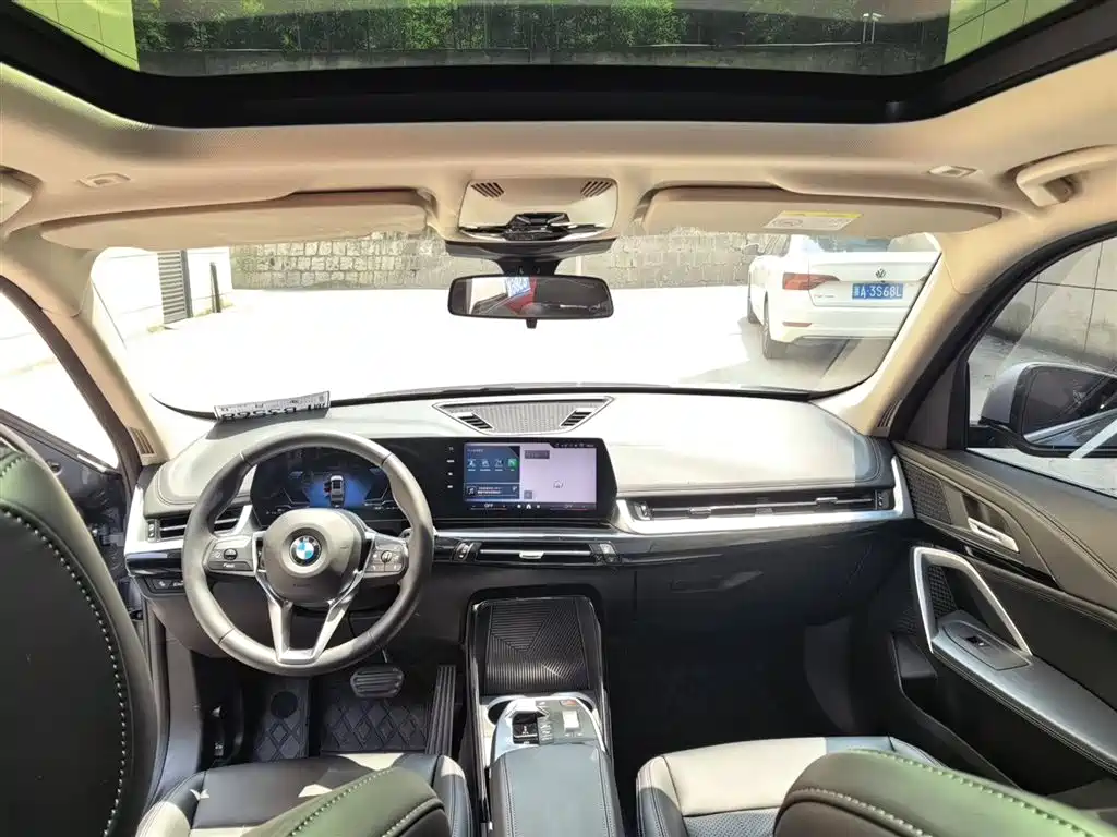 BMW X1 2023 sDrive20Li X Design Package фото 11