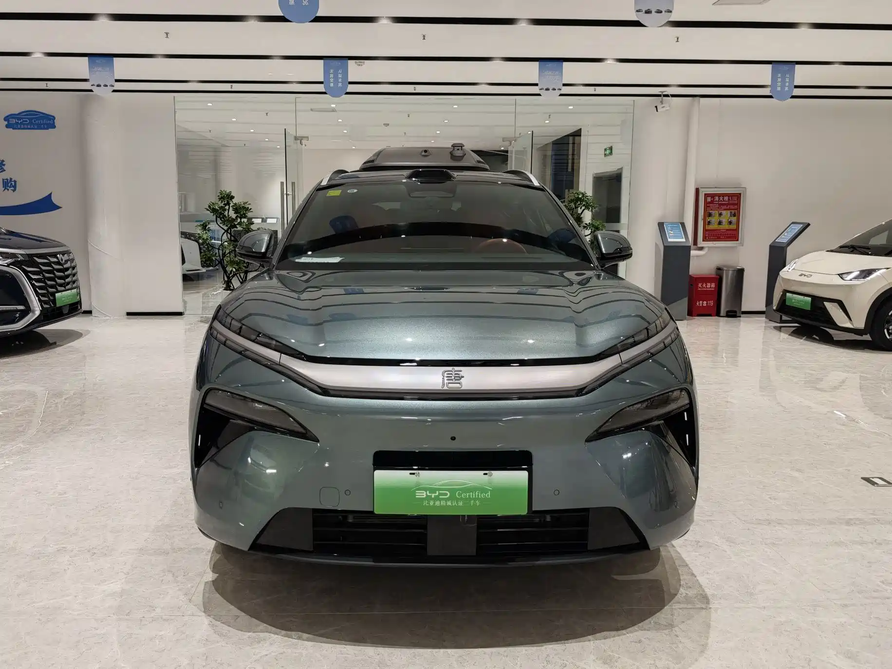 Фото 2 - BYD Tang L