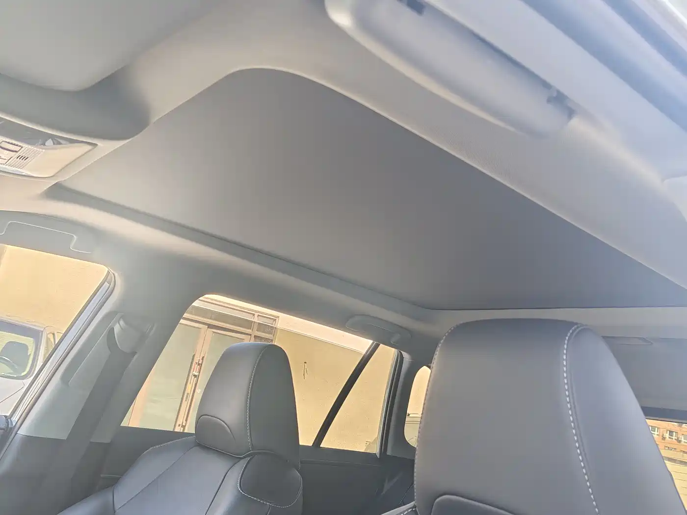 Toyota RAV4 Rongfang 2023 2.0L CVT FWD Style Plus Edition фото 12