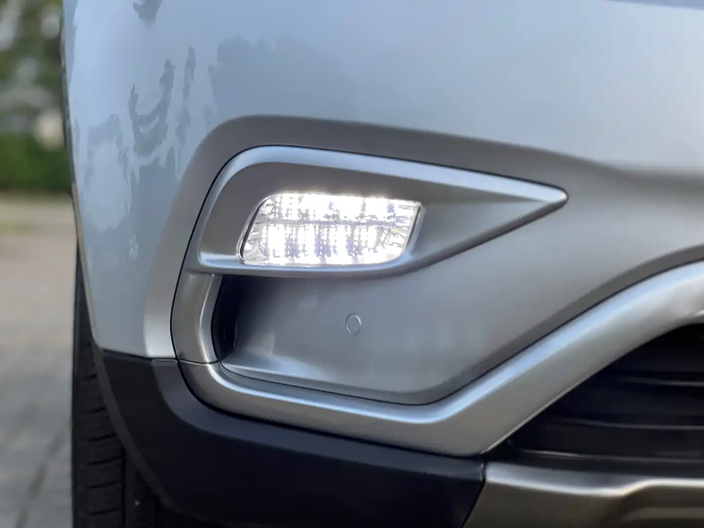 Фото 22 - Geely Atlas