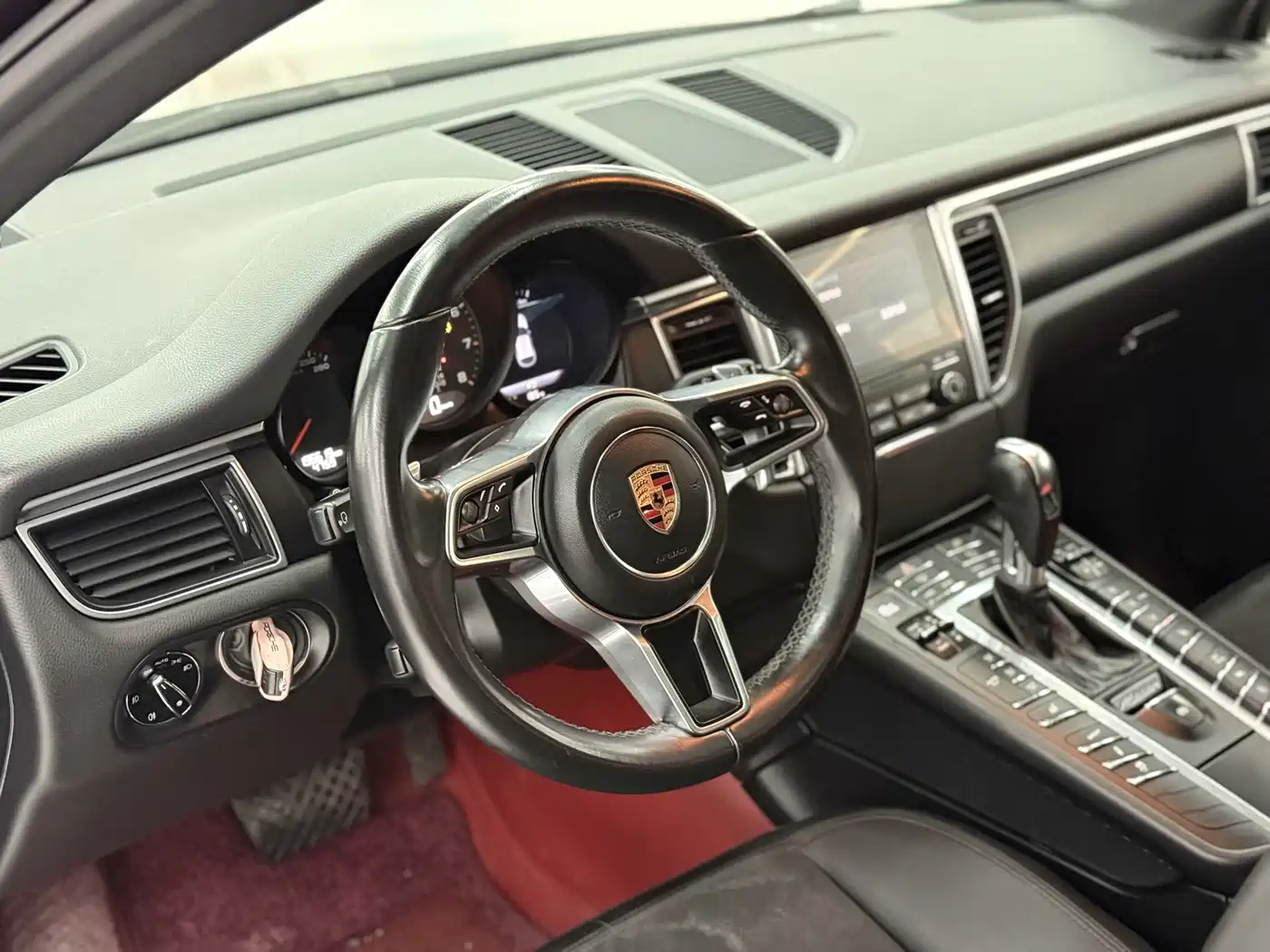 Porsche Macan 2017 Macan 2.0T фото 4