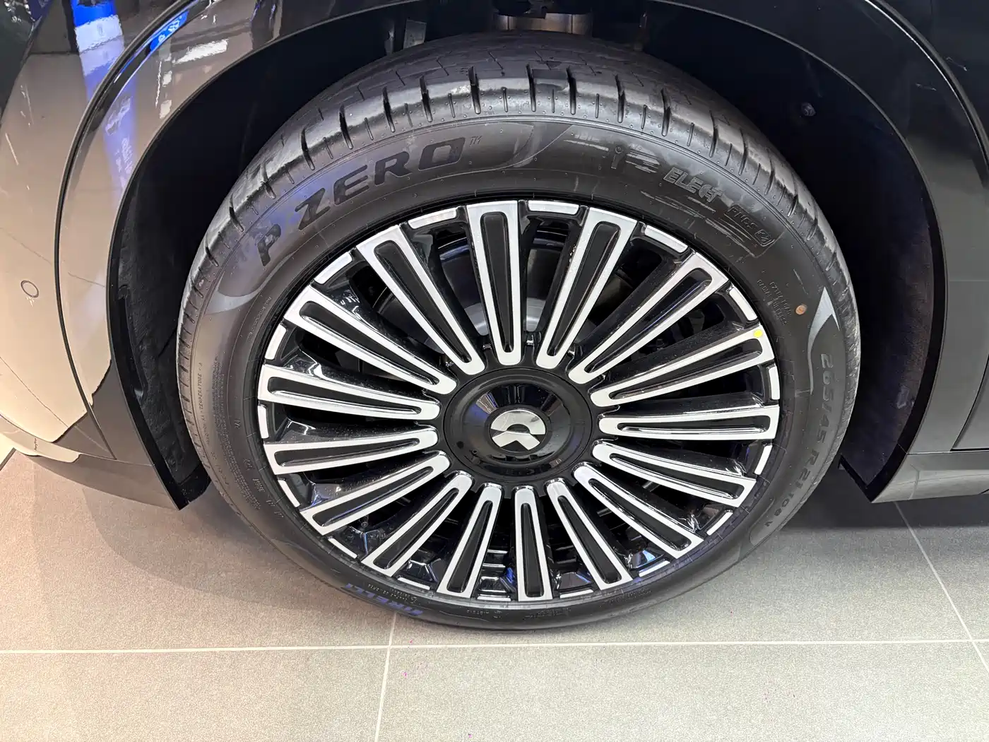 NIO ES8 2025 Model 6-Seat Executive Luxury Edition фото 3