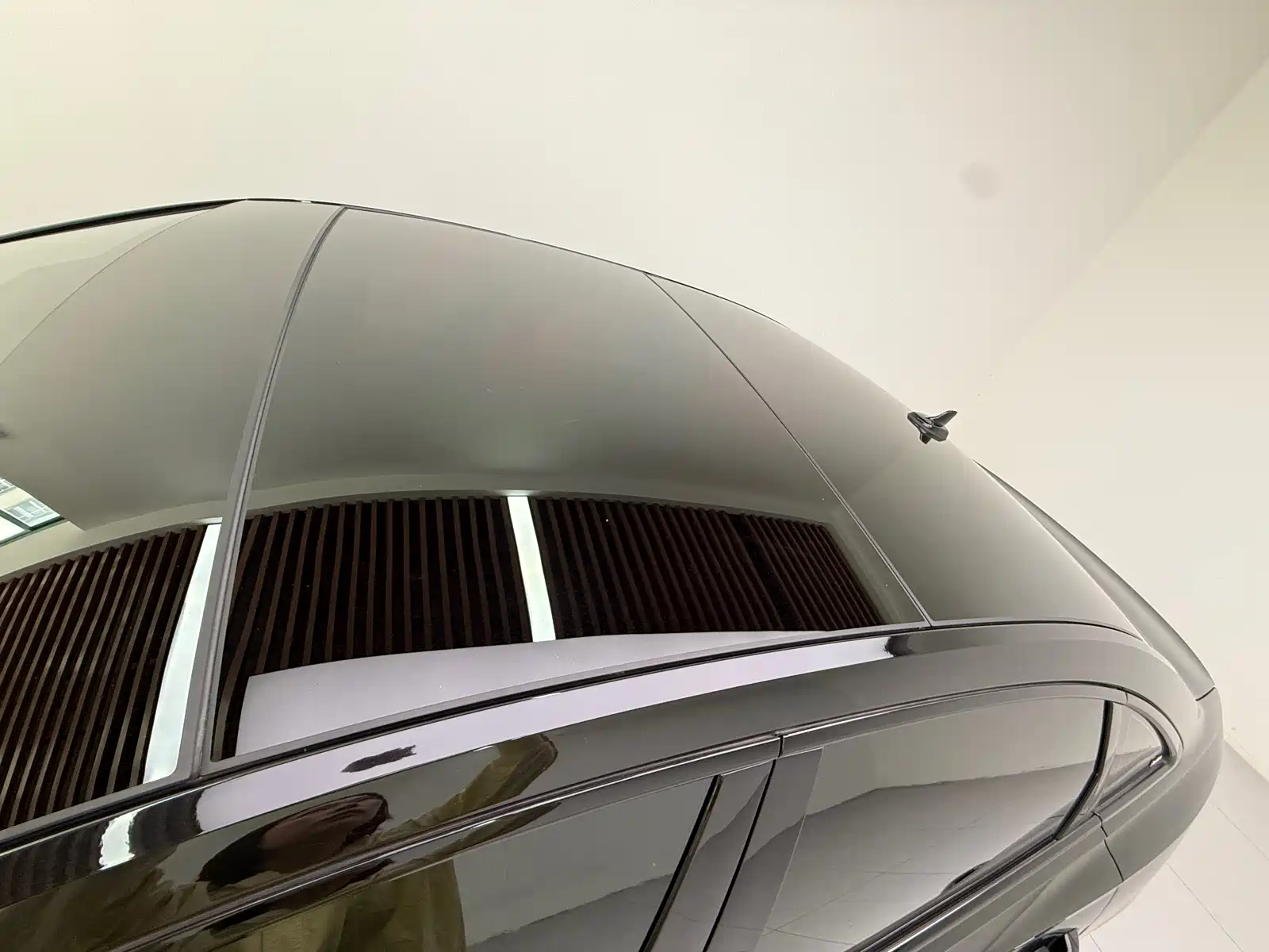 Фото 14 - Audi A6L