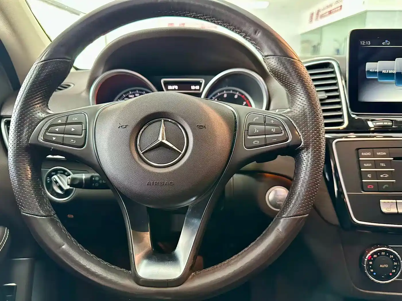 Mercedes-Benz GLE 2016 GLE 320 4MATIC Dynamic фото 16
