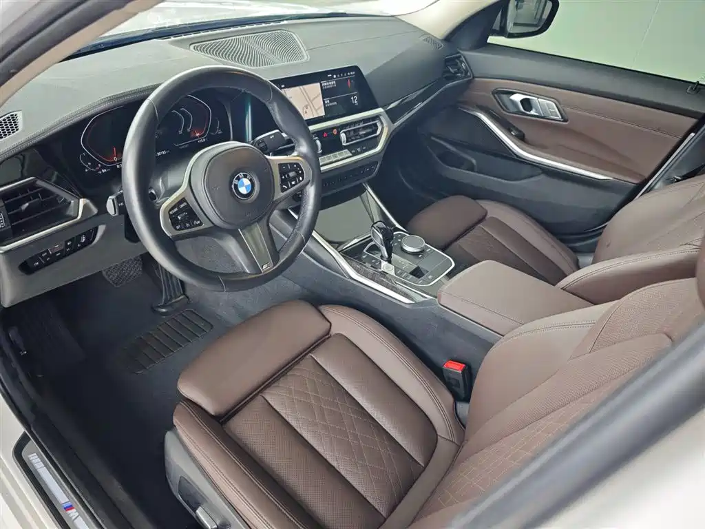 BMW 3 SERIES