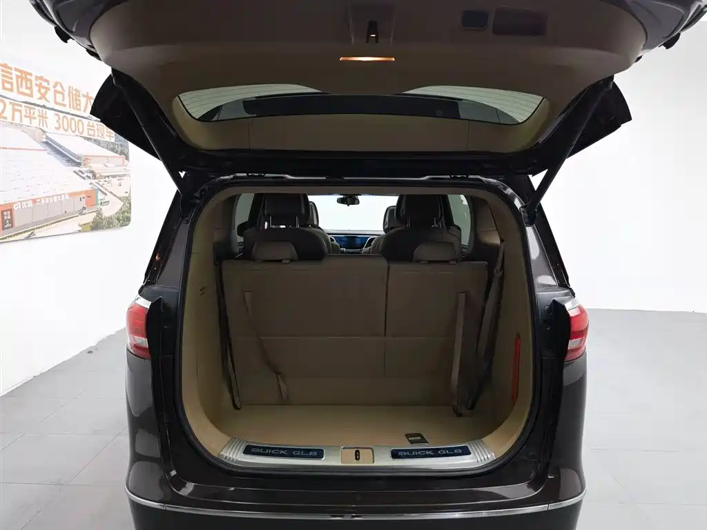 Buick GL8 2017 ES 28T Luxury China V фото 16
