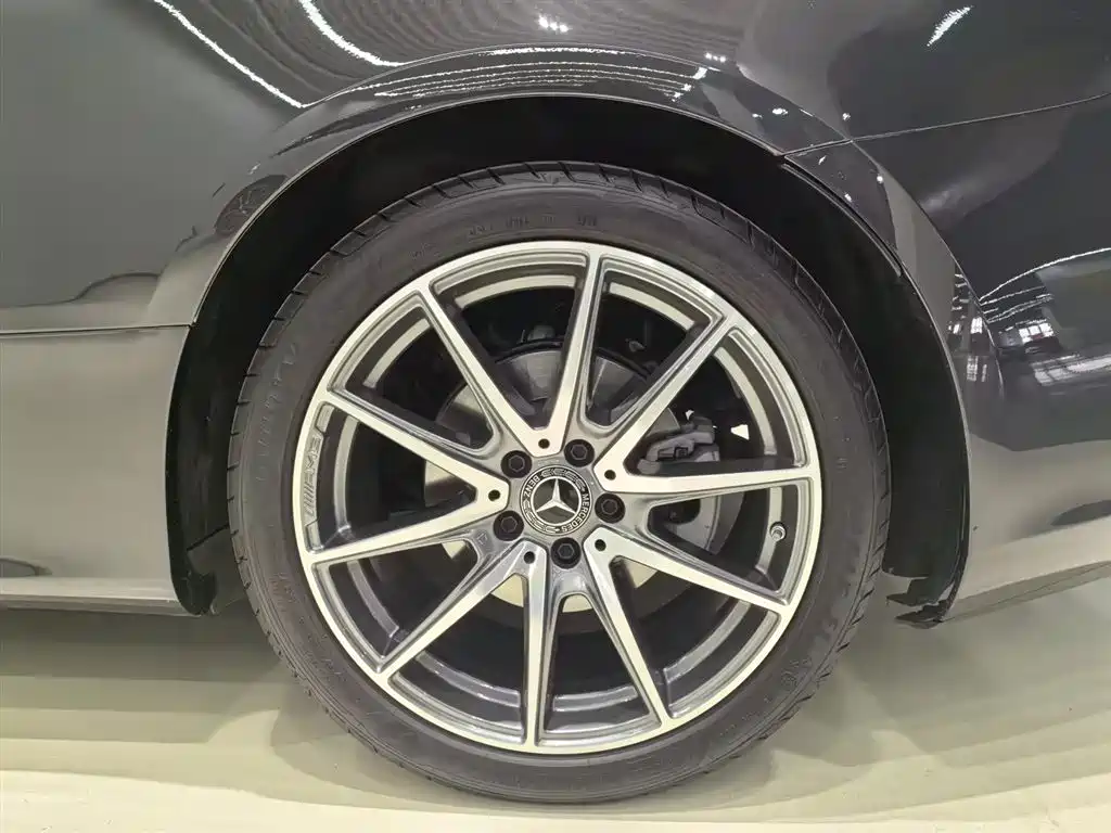 MERCEDES-BENZ E-CLASS (IMPORTED)