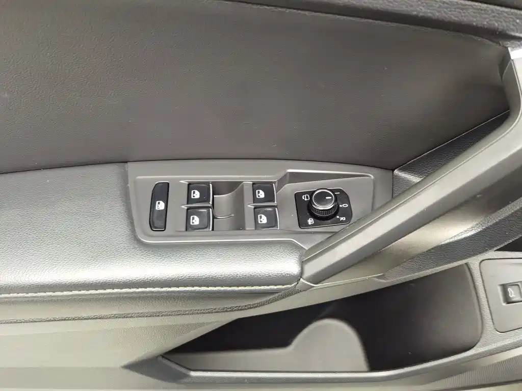 Volkswagen Tiguan, миниатюра 9