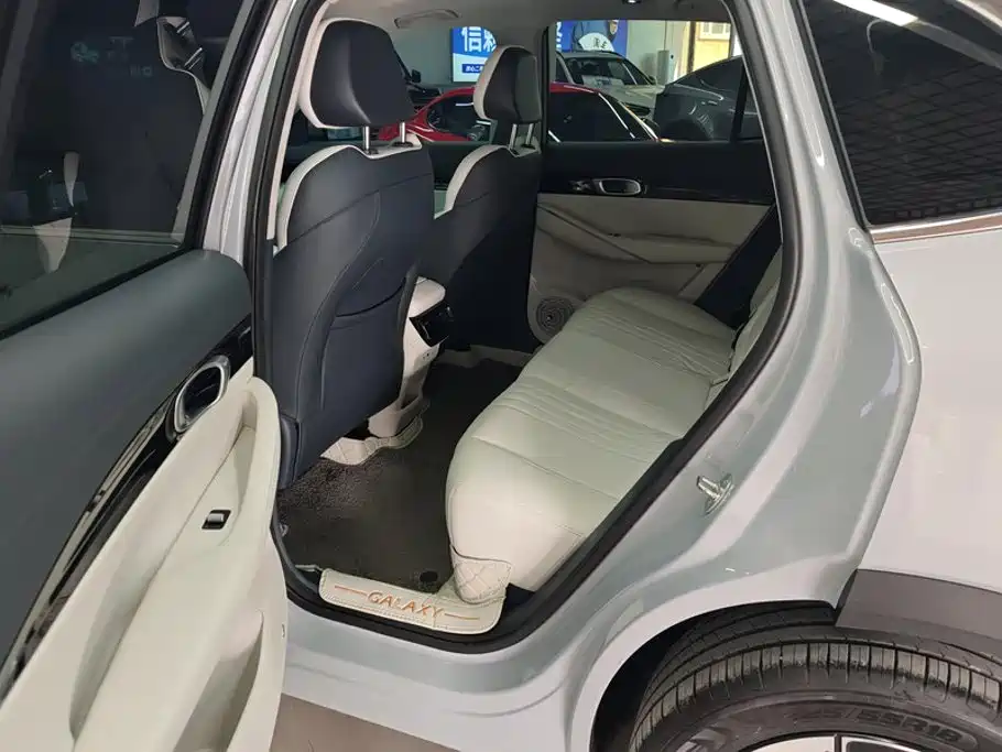 Geely Galaxy Galaxy E5 2024 2024 530km Explore+ Edition