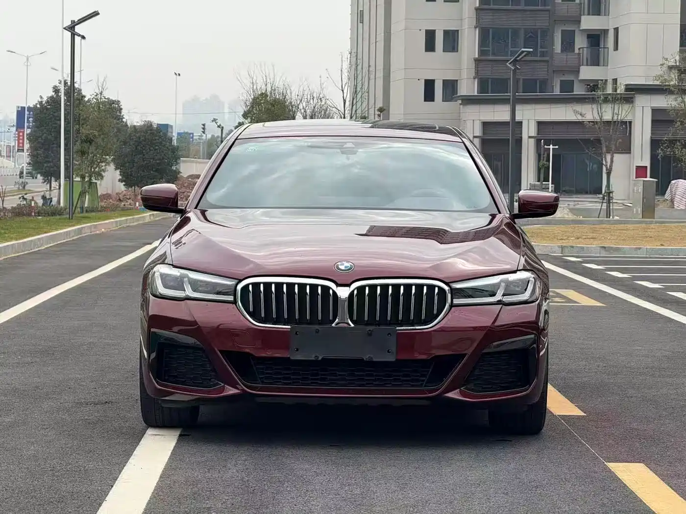 BMW 5 Series 2021 525Li M Sport Package фото 2