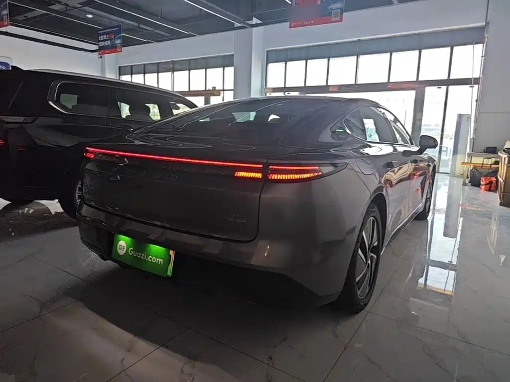Exeed Exlantix ES 2025 2025 Range Extender Max Urban Assist