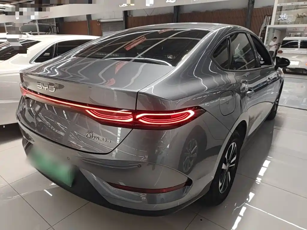 Photo 7 - BYD Qin PLUS