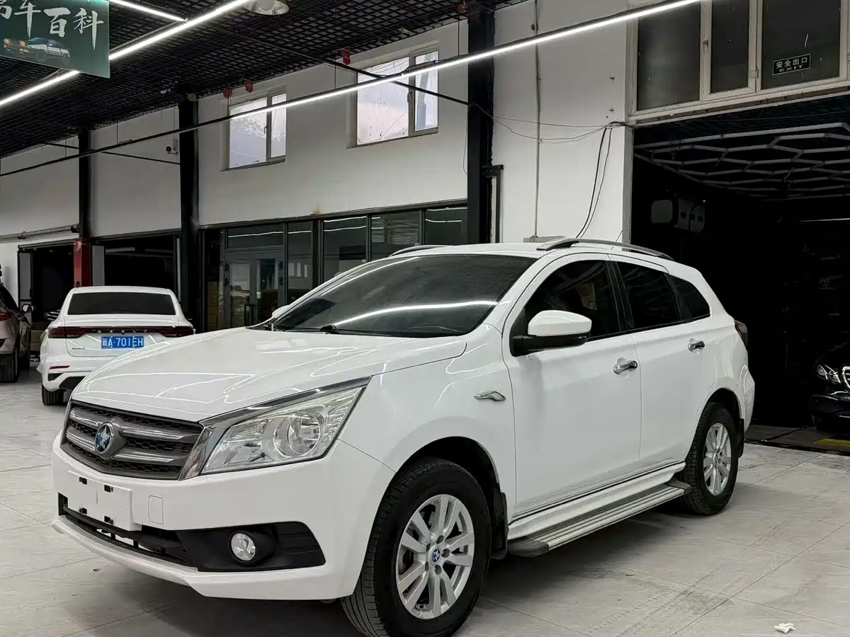 Venucia T70 2015 — пригон из Китая