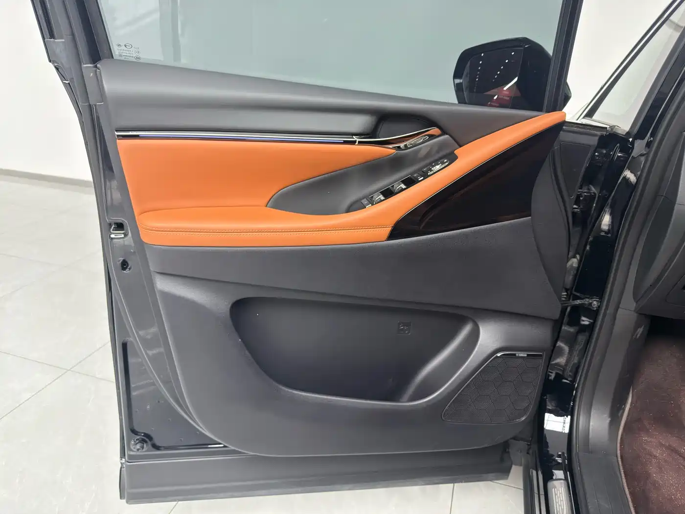 GAC TRUMPCHI YEARNING FOR M8