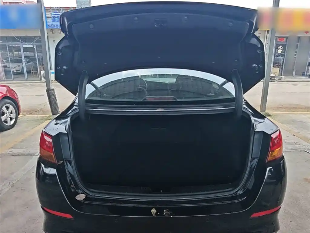 Kia K5 2014 2.0L Automatic LUXURY фото 19