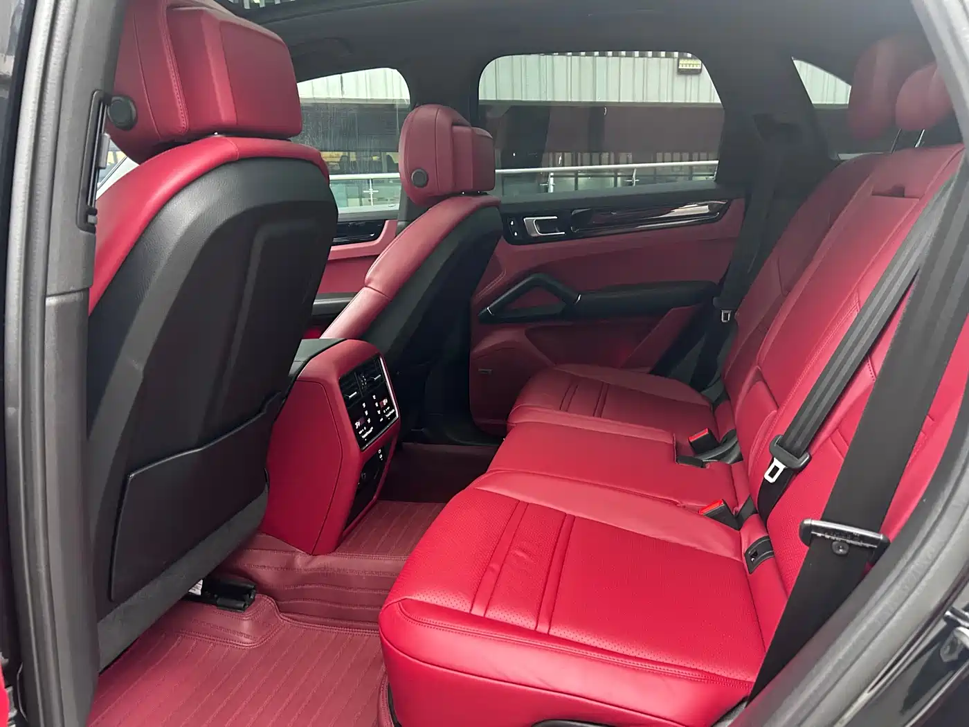 Porsche Cayenne New Energy 2022 2022 Cayenne E-Hybrid 2.0T Platinum Edition