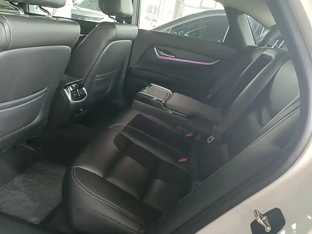 Cadillac XTS 2018 28T Technology фото 17