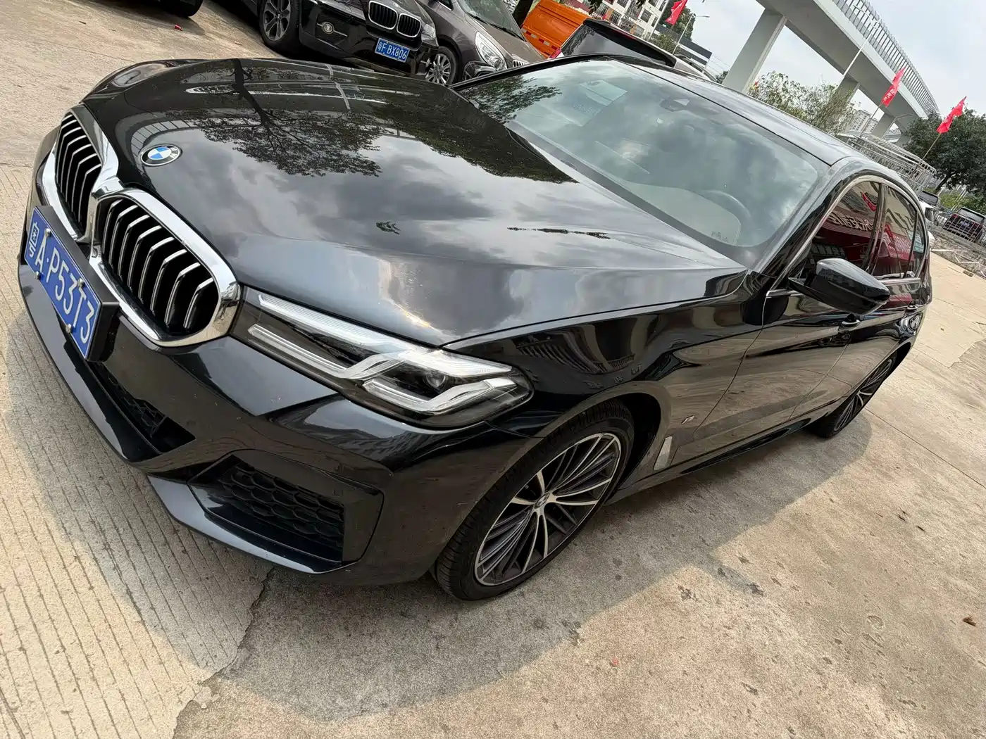 BMW 5-SERIES